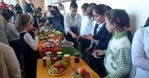 Stire din Cultură-Educație : Elevi și liceeni sărbătoresc împreună "Toamna darnică"