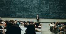 Stire din Cultură-Educație : Elita matematicii românești  se adună la Universitatea "Ovidius"