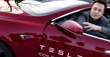 Stire din Actualitate : Supărați pe politicile lui Elon Musk, tot mai mulți români își vând mașinile Tesla