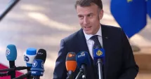 Stire din Actualitate : Emmanuel Macron cere UE să-și mobilizeze scutul democratic împotriva ingerințelor electorale