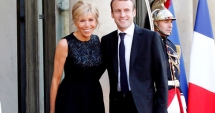 Stire din Actualitate : Macron, căsătorit  cu fosta lui profesoară