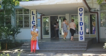 Stire din Cultură-Educație : Emoții pentru unii profesori