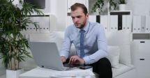 Stire din Social : Începând cu ce dată nu va mai fi plafonată plata la energie electrică și gaze
