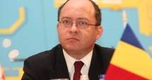 Stire din Politică-Administrație : Aurescu: E nevoie de schimbarea garniturii în ambasadele României
