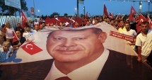 Stire din Actualitate : Partidul de guvernământ AKP a ordonat epurări  în rândul membrilor săi, care au legături cu Gulen