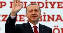 Stire din Actualitate : Erdogan nu se satură de putere. Reales președinte de partid, după trei ani de absență