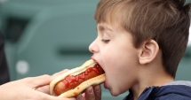 Stire din Sănătate : Sănătate cu "termen  de valabilitate". Care sunt alimentele care ne îmbolnăvesc