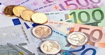 Stire din Economie : Euro explodează: 4,6515 lei