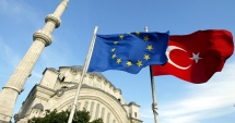 Stire din Actualitate : Eurodeputații solicită înghețarea negocierilor de aderare cu Turcia