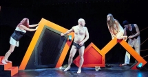 Stire din Cultură-Educație : Piesa lui Matei Vișniec se joacă la Teatrul de Stat Constanța. Istoria comunismului, povestită pentru "bolnavii mintal"
