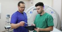 Stire din Eveniment : Concurență mare astăzi la examenul de rezidențiat