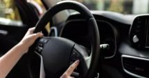 Stire din Actualitate : Tânăr dat afară de la examenul auto pentru că avea barba prea mare