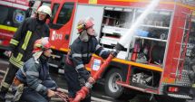 Stire din Eveniment : Un cabinet medical de pe strada Lahovari, din Constanța a luat foc. Intervine Detașamentul Fripis