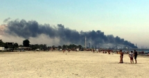 Stire din Eveniment : Explozia de la Petromidia, soldată cu un mort și trei răniți. Nu există niciun pericol pentru populație sau turiști
