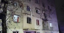 Stire din Eveniment : Explozie devastatoare într-un bloc de garsoniere. Un bărbat de 63 ani, surprins sub dărâmături
