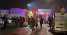 Stire din Eveniment : Explozie puternică, în această dimineață, într-un bloc. Două persoane au fost rănite