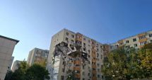 Stire din Eveniment : UPDATE Explozie puternică într-un bloc de pe Calea Rahovei. Sunt trei morți și mai mulți răniți. Fațada unui alt bloc afectată