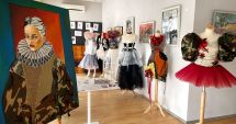Expoziție-atelier a clasei de design vestimentar