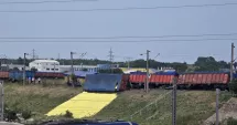Stire din Eveniment : Accident feroviar în municipiul Constanța. Cinci vagoane sunt implicate