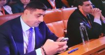 Stire din Politică-Administrație : Nicuşor Dan şi George Simion, umăr la umăr la Congresul Blocului Naţional Sindical