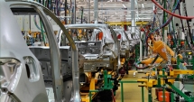 Stire din Economie : Renault va investi peste 900 milioane de euro în Maroc și va crea 50.000 de locuri de muncă