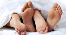 Stire din Fun : Întâlnire  pe Facebook, amor  în casa părintească