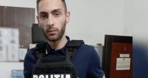 Stire din Eveniment : Cum a reușit condamnatul cu 8 clase să se infiltreze în Poliție