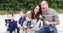 Stire din Fun : Familia se acceptă, fără alte comentarii