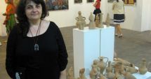 Stire din Cultură-Educație : Fascinația formelor, culorilor și rafinamentului artistic
