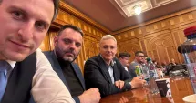 Stire din Politică-Administrație : USR își menține decizia de a nu forma o majoritate cu PSD și va propune PNL un acord politic