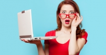 Stire din Fun : Femeile  și computerele, pline de probleme