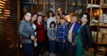 Stire din Politică-Administrație : Femeile liberale, alături de ONG-urile care sprijină terapiile copiilor cu autism