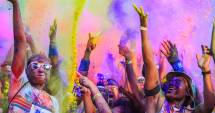 Stire din Cultură-Educație : Festivalul culorii, sărbătorit la Mamaia
