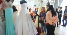 Stire din Economie : Fetelor, a sosit moda  de primăvară, la Constanța!