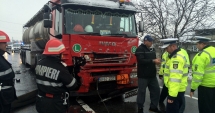 Stire din Eveniment : UPDATE / TRAGEDIE RUTIERĂ LA CONSTANȚA. Cel puțin doi morți. Descarcerarea intervine pentru salvarea altor victime
