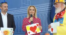 Stire din Politică-Administrație : Se încearcă majorarea alocaţiei pentru copii. Anunţul făcut de Gabriela Firea, de 1 iunie