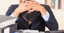 Stire din Economie : Fiscul publică „lista rușinii“, șmecherii își numără averile. Cine răspunde pentru jaful de la Constanța?
