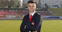 Stire din Sport : Noul antrenor al echipei Dinamo, prezentat oficial la echipă