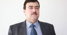 Stire din Cultură-Educație : "UMC - universitate de lux în care prea mulți studenți nu vor să învețe"