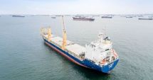 Stire din Economie : Flota comercială a României, acum 20 de ani.  Companii problemă, nave arestate, marinari neplătiți