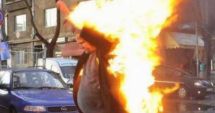 Stire din Eveniment : Disperarea pune stăpânire pe românii cu datorii: Un bărbat și-a dat foc când a aflat că este executat silit