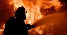 Stire din Eveniment : RĂSTURNARE DE SITUAȚIE ÎN CAZUL INCENDIULUI DIN KM4-5. Fetița arsă de vie a fost înjunghiată în piept!