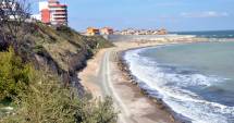 Stire din Social : Șoseaua de coastă? La Paștele Cailor!