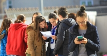 Stire din Cultură-Educație : Reguli noi în școli. "Sunt încălcate drepturile elevilor!"