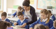 Stire din Cultură-Educație : Cine îi mai educă pe elevi? Criză de profesori, la Constanța