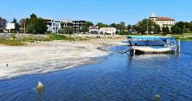 Stire din Social : Lacul Techirghiol, în pericol. „Tragem un semnal de alarmă în ce priveşte secarea lacurilor din Dobrogea!”