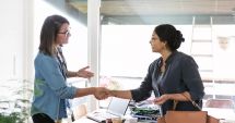 Stire din Economie : Dacă aveţi istoric de „rău platnic” puteţi scăpa de acesta. Cum şi cui trebuie să vă adresaţi