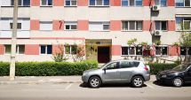 Stire din Eveniment : Locatarii unui bloc, terorizați de un vecin cu probleme psihice. "Ne temem pentru siguranța copiilor noștri!"