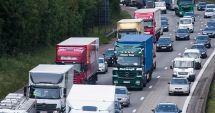 Stire din Eveniment : Decizie controversată: șoferi de camioane de la 18 ani! "În accidente nu contează vârsta, ci pregătirea profesională"