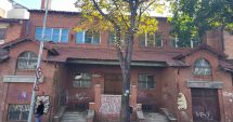 Stire din Cultură-Educație : "Poverina" Casa d'Italia, rușinea din centrul orașului. O bijuterie transformată în WC-ul boschetarilor